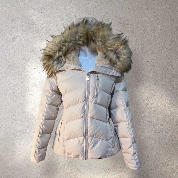 !! SOLD DO NOT BUY !! NWOT CALVIN KLEIN BABY PINK PUFFER JACKET - Picture 1 of 7